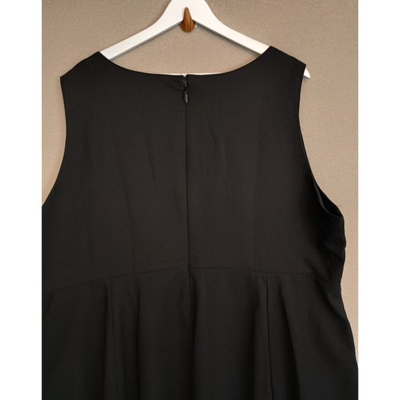 Torrid Dress Women 24 Black At The Knee Studio Refined Crepe Skater Babydoll New - Picture 6 of 8